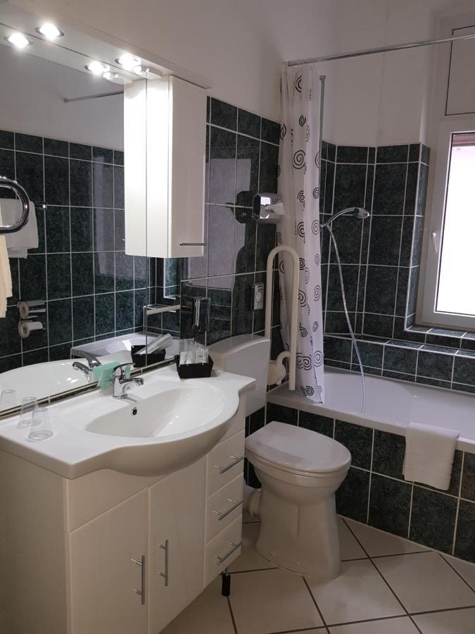 Villa Zur Schoenen Aussicht Bad Salzuflen Luaran gambar
